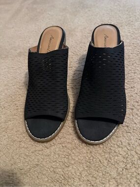 American Eagle Outfitters Black Perforated Slide Mules